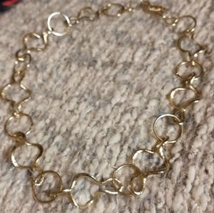 NWOT Premier Goldtone necklace